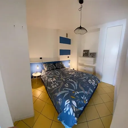 Apartman Lovely In With View *